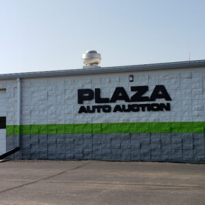 plaza-auto-auction-of-iowa-300×300